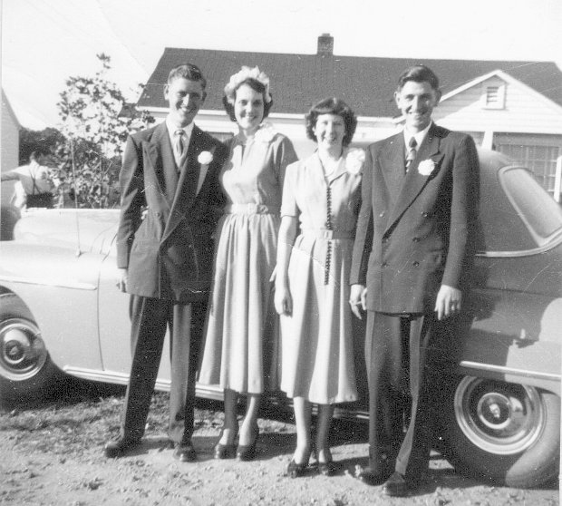 RV and Betty with their wedding party